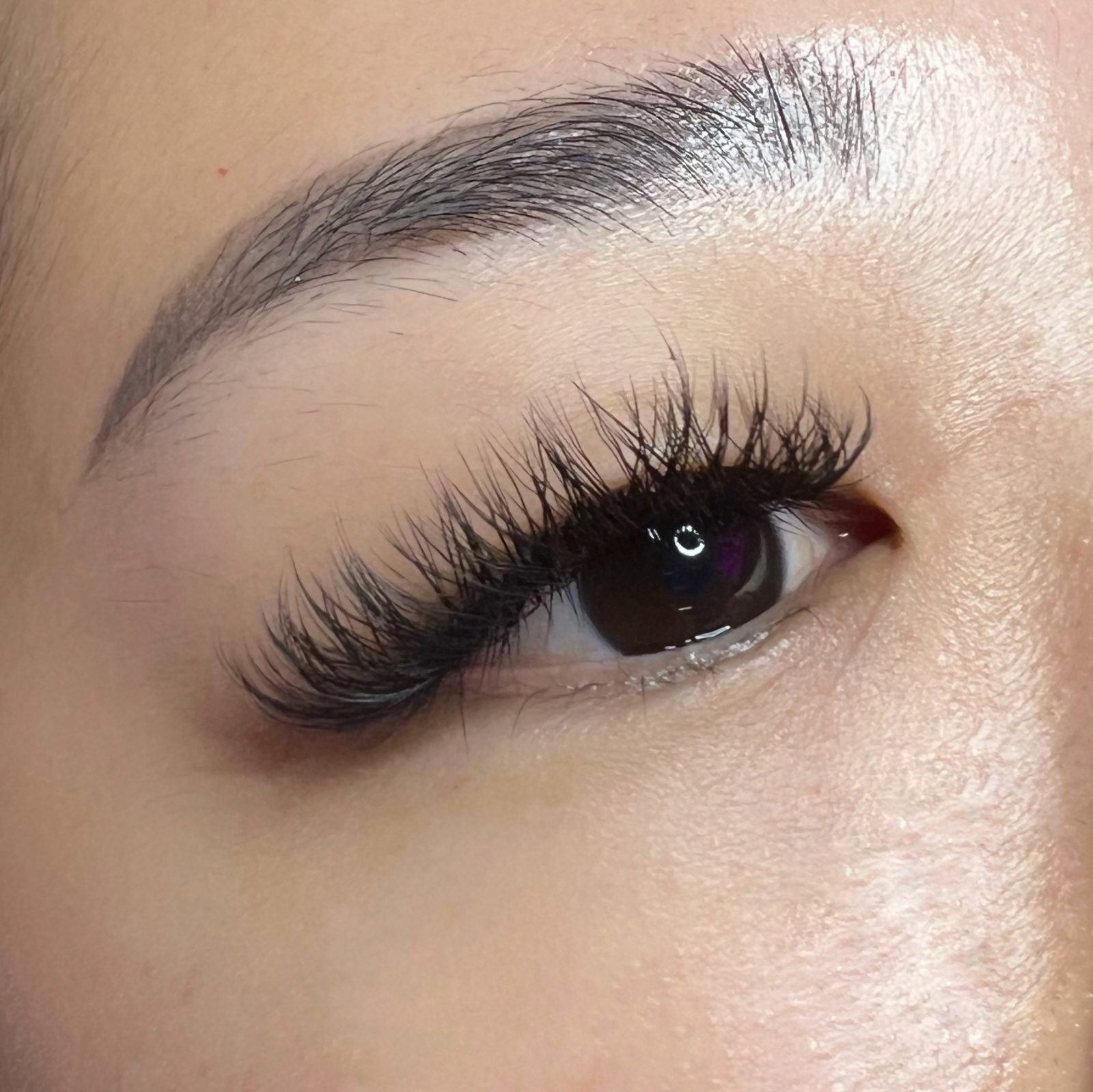 A finished lash set, close up
